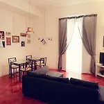 Vicolo Stretto